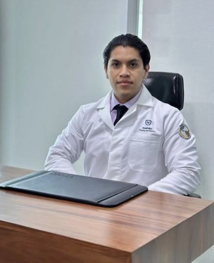 Cita con un traumatólogo en Manzanillo - Dr. Iván Vladimir Cárdenas García